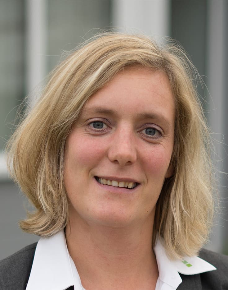 Marion-Schmeißner Marion Schmeißer von Eisen Bauer