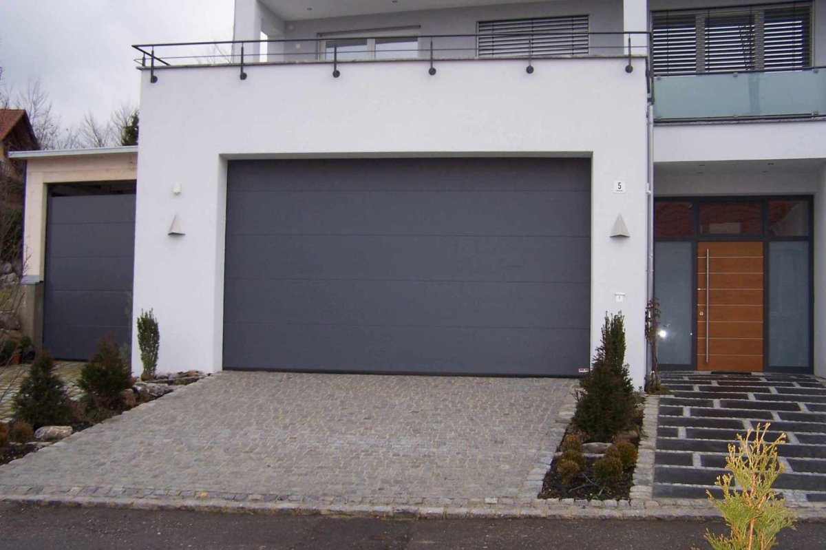 Tor-Tuere-Speichersdorf